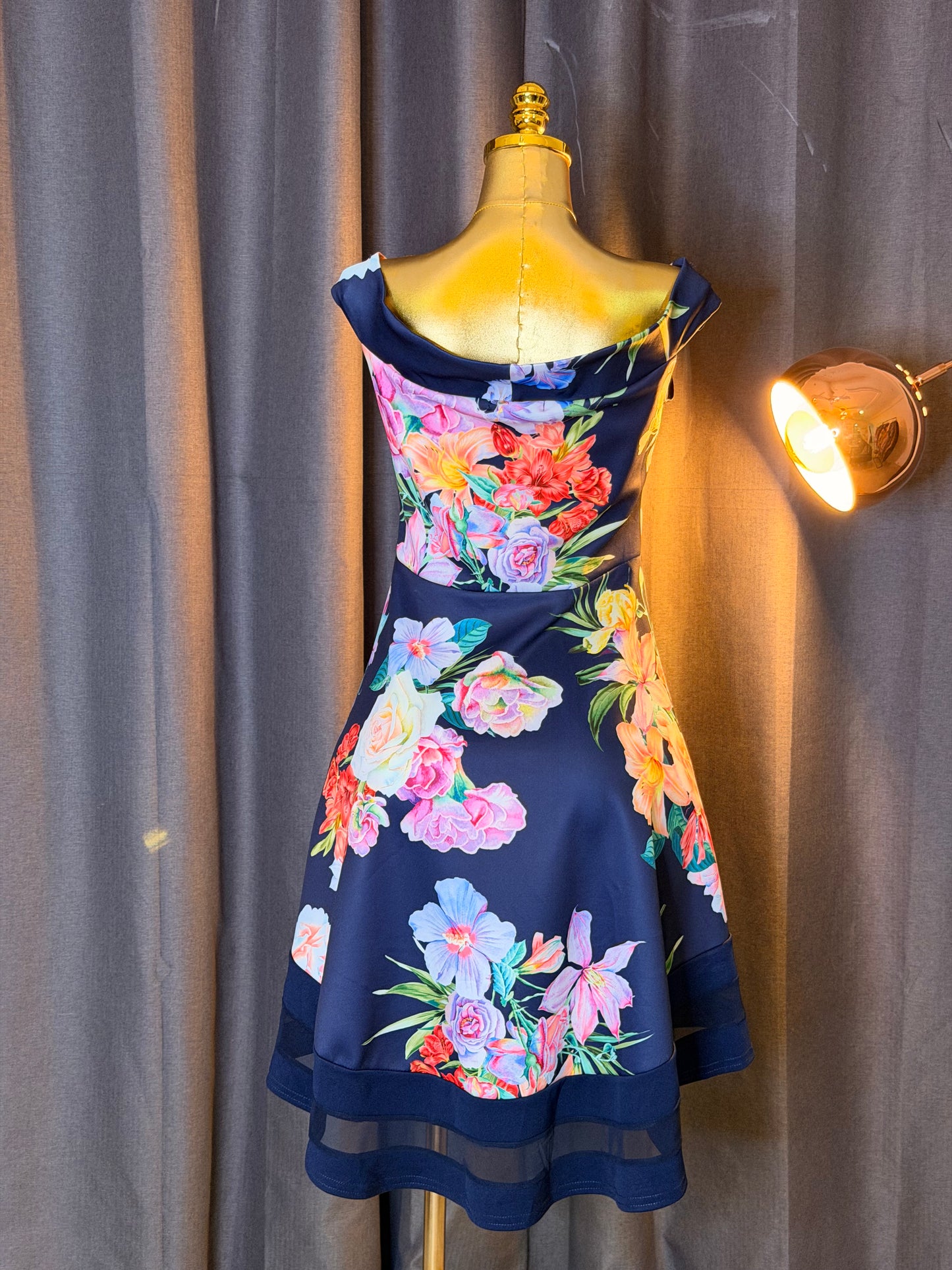 QUIZ Size 14 dress