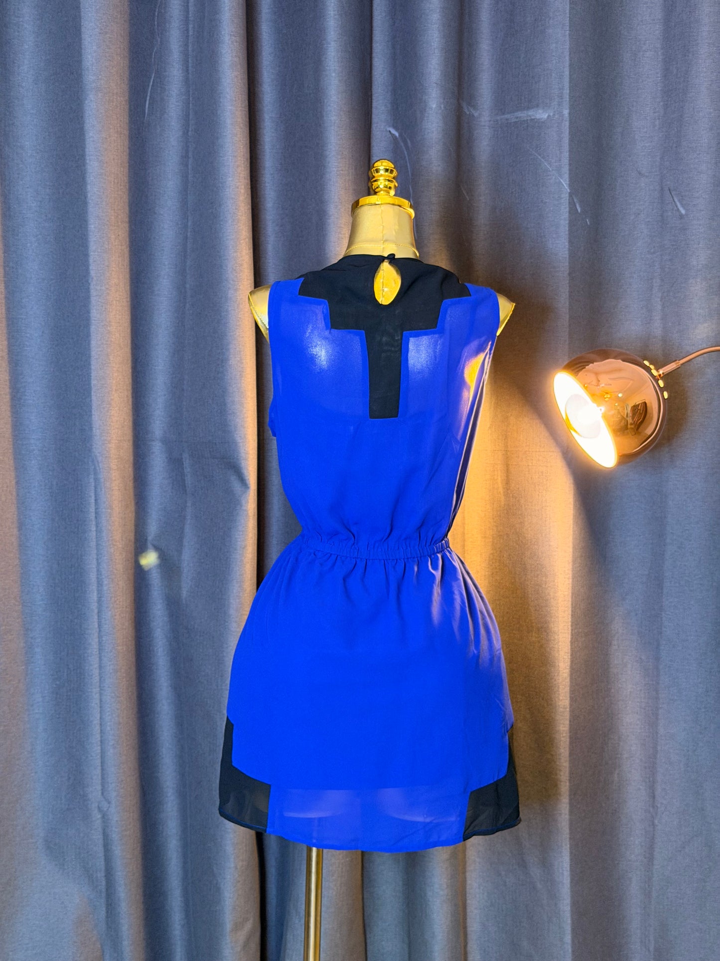 GOLDDIGGA Size 18 dress