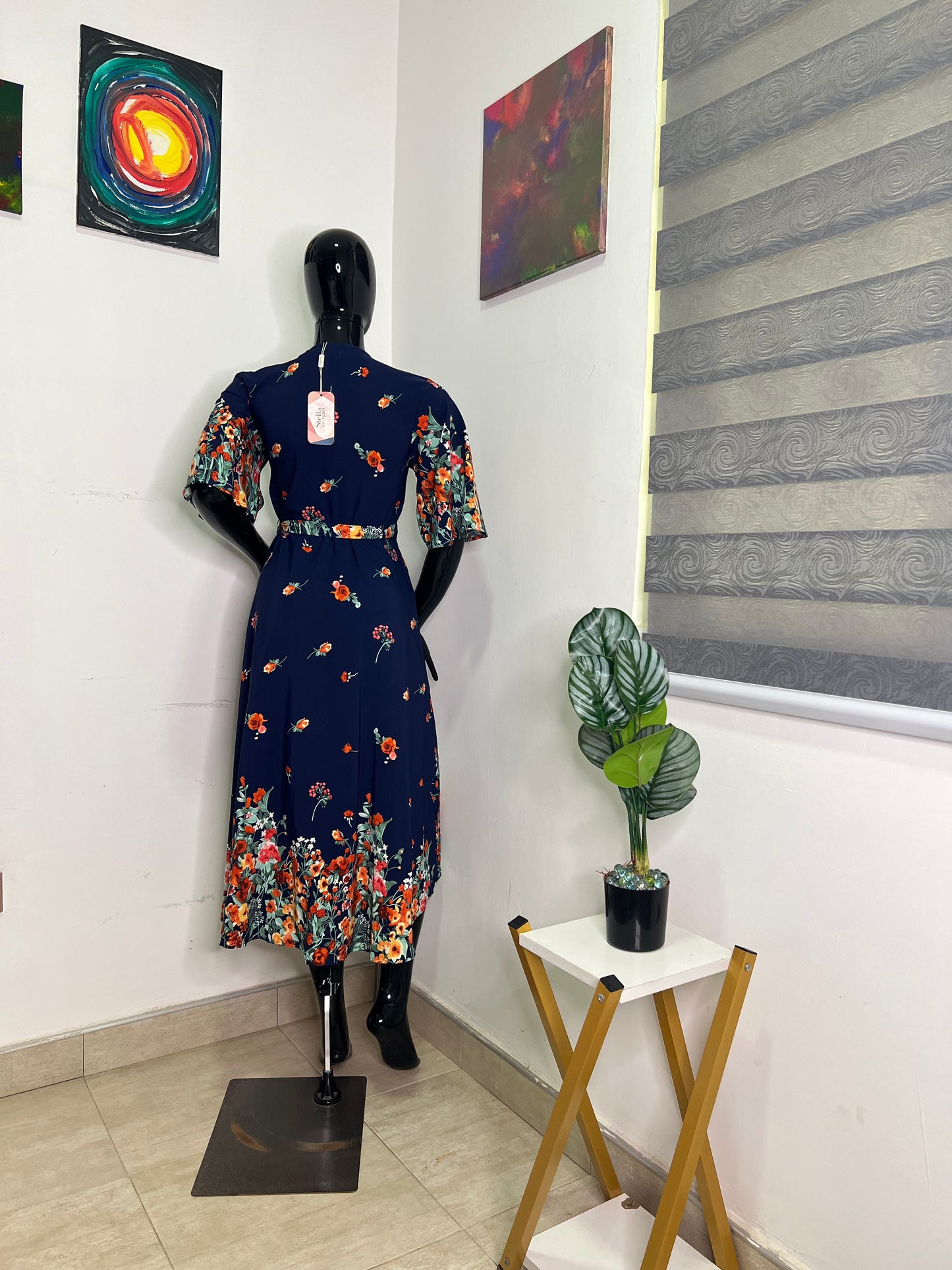 STELLA MORGAN Size 12 wrap dress