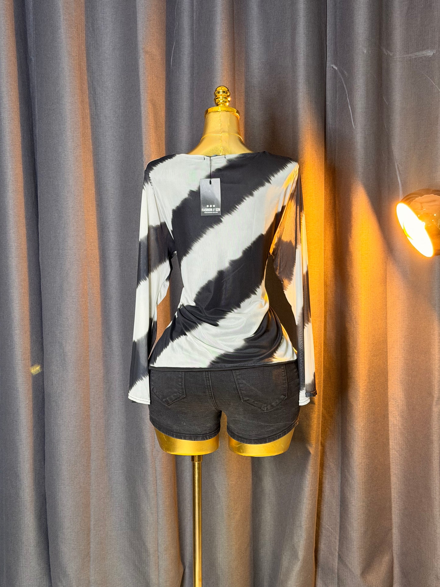 FASHION SZN Size 20 blouse