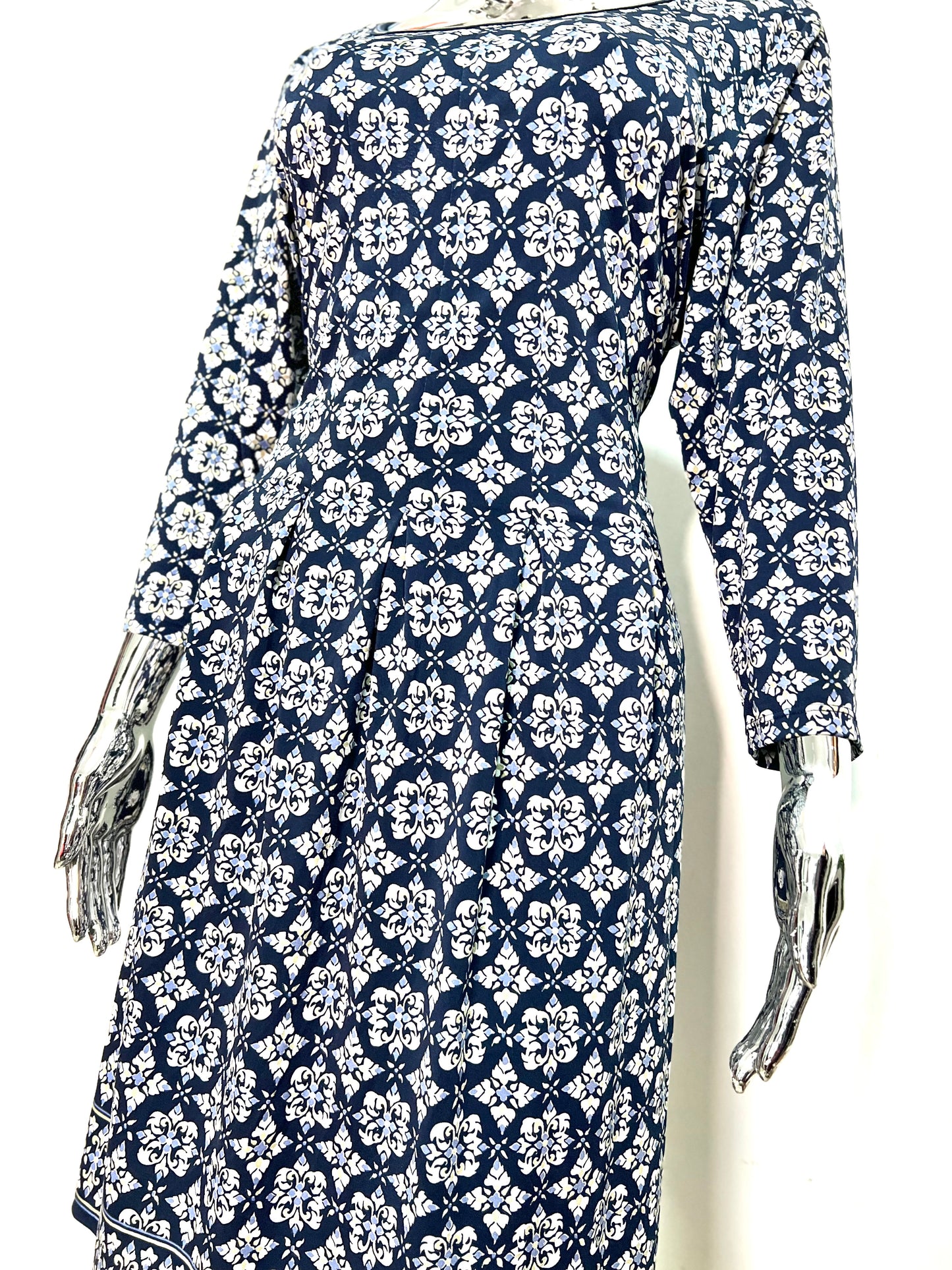 MAX STUDIO Size 14 dress