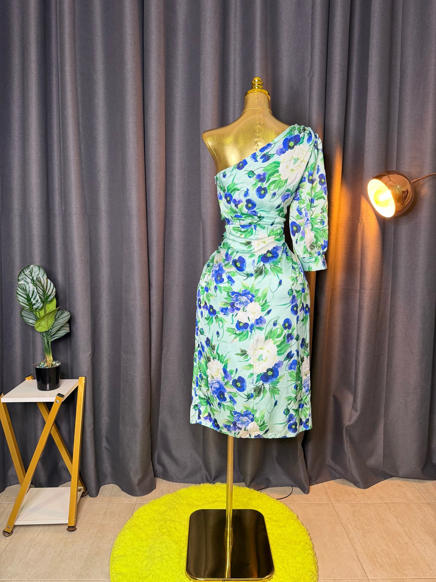 HERYSA Size 12/14 dress