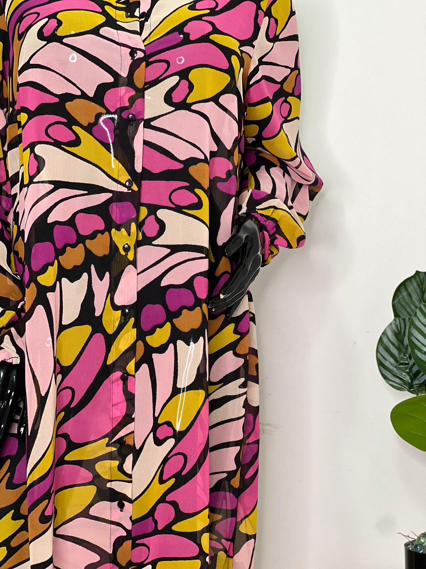 SIMPLY BE. Size 16 shirt