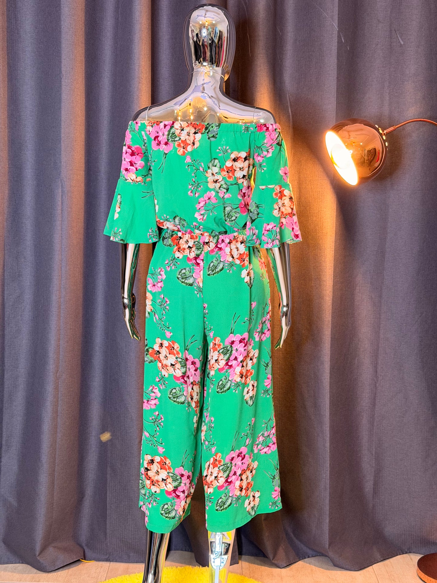 QUIZ Size 10 off shoulder jumpsuit