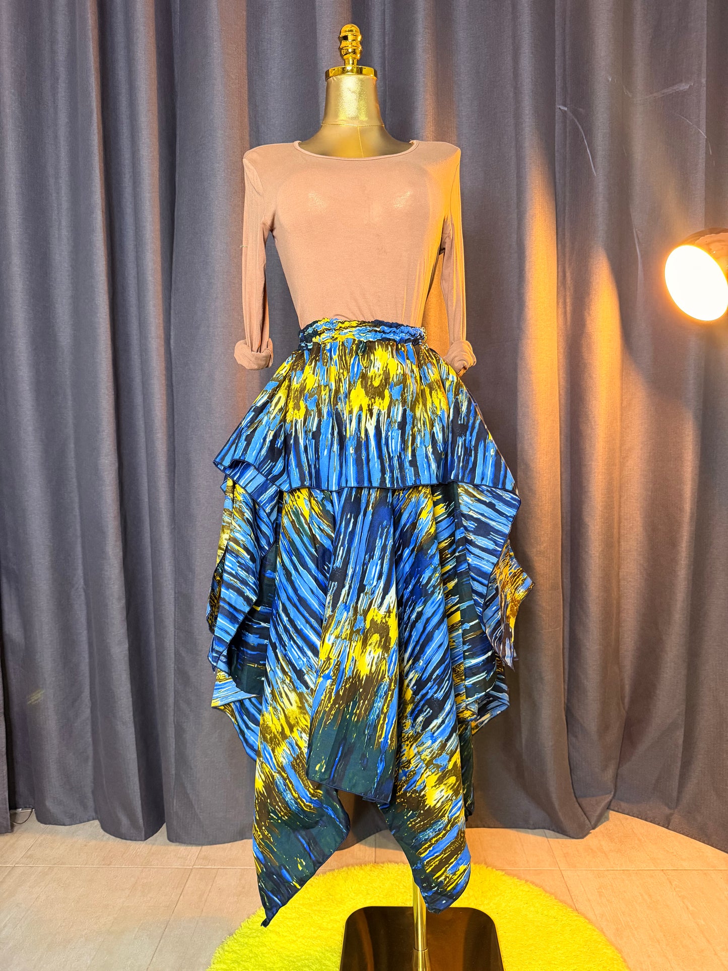 Size 8-12 layered skirt