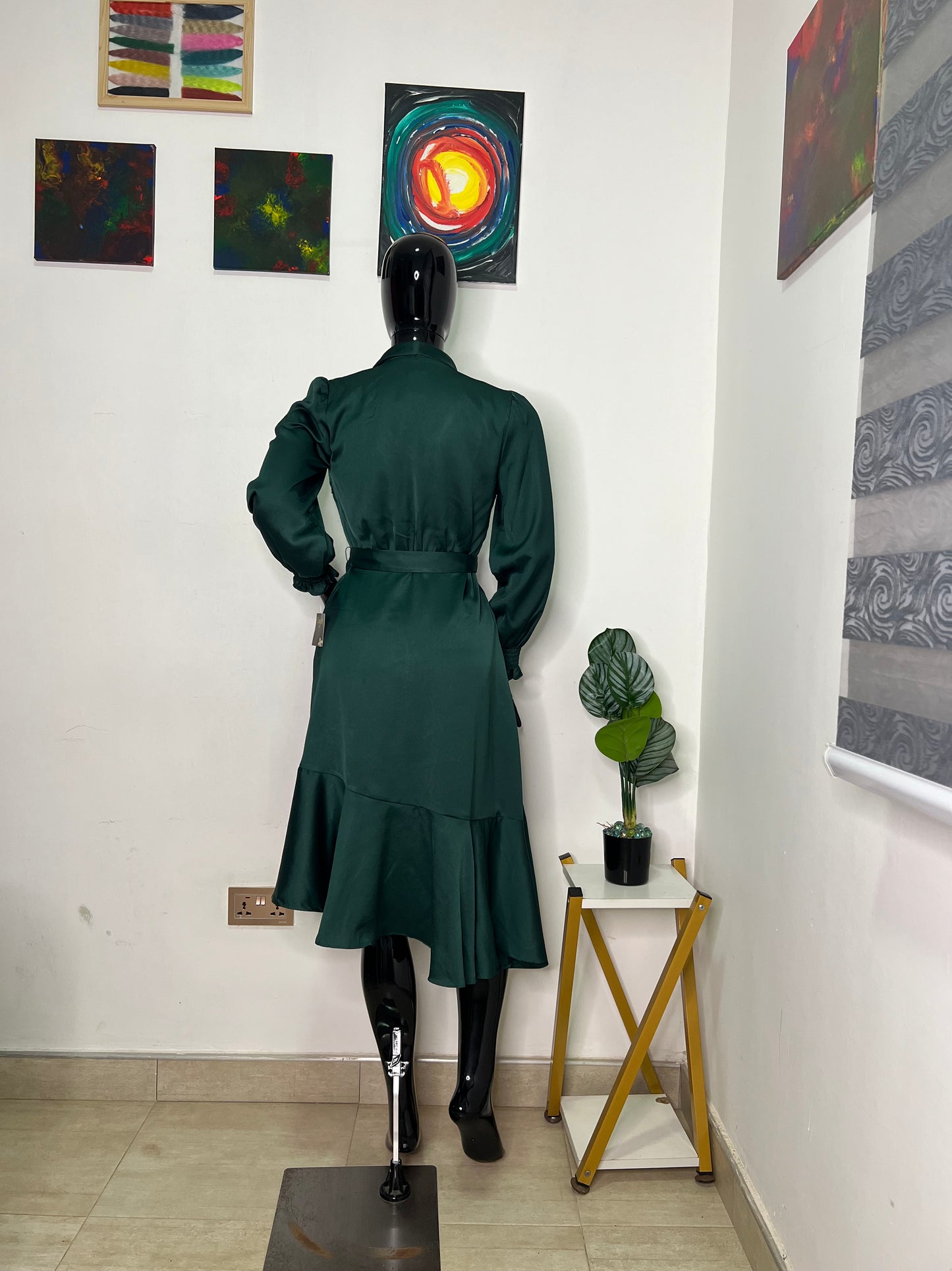 TAYLOR Size 10/12 dress