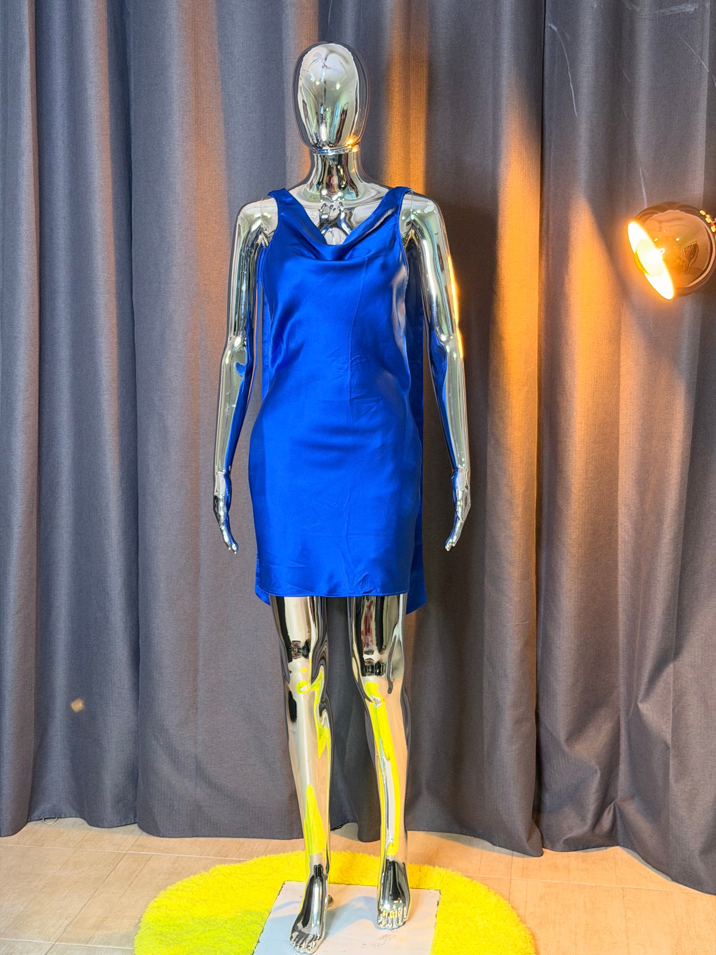 BERSHKA Size XS/6/8 silk dress