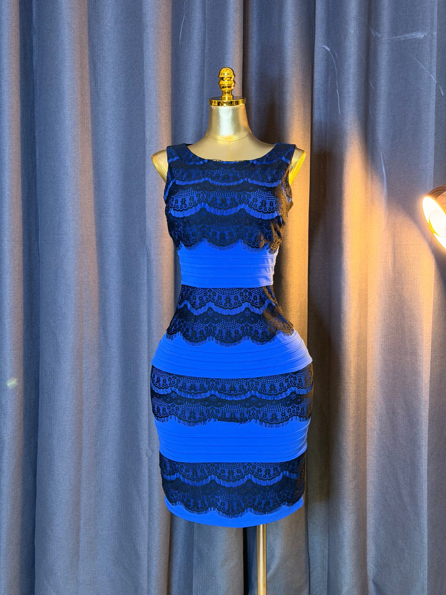 SANGRIA Size 8 dress