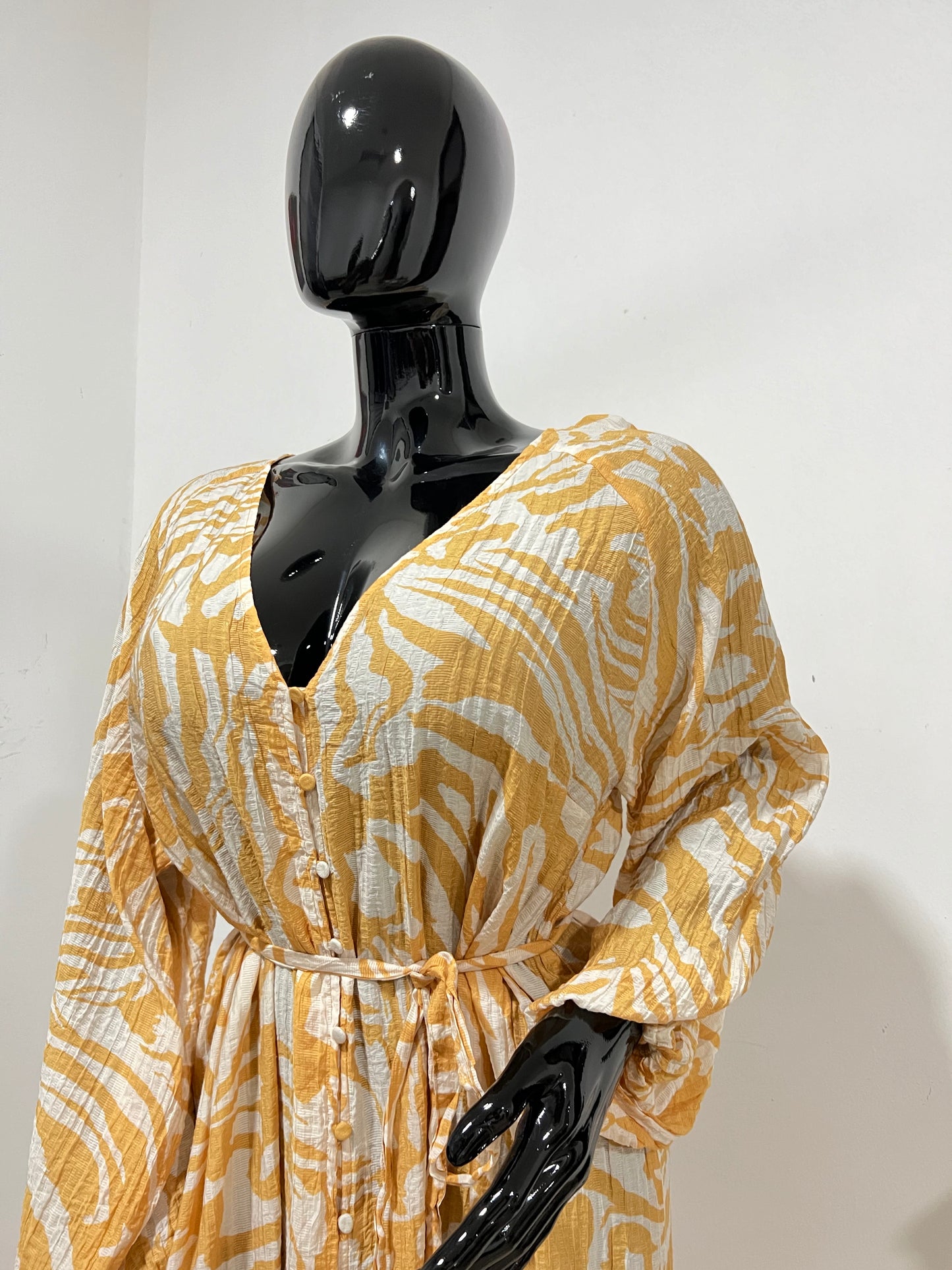 Size 20 yellow & white print dress