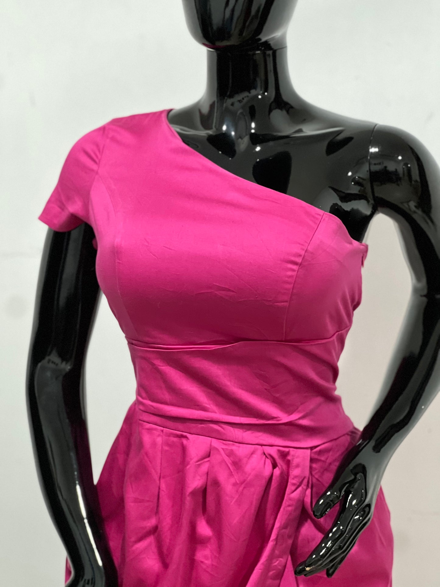 TU - Size 12 pink one hand dress