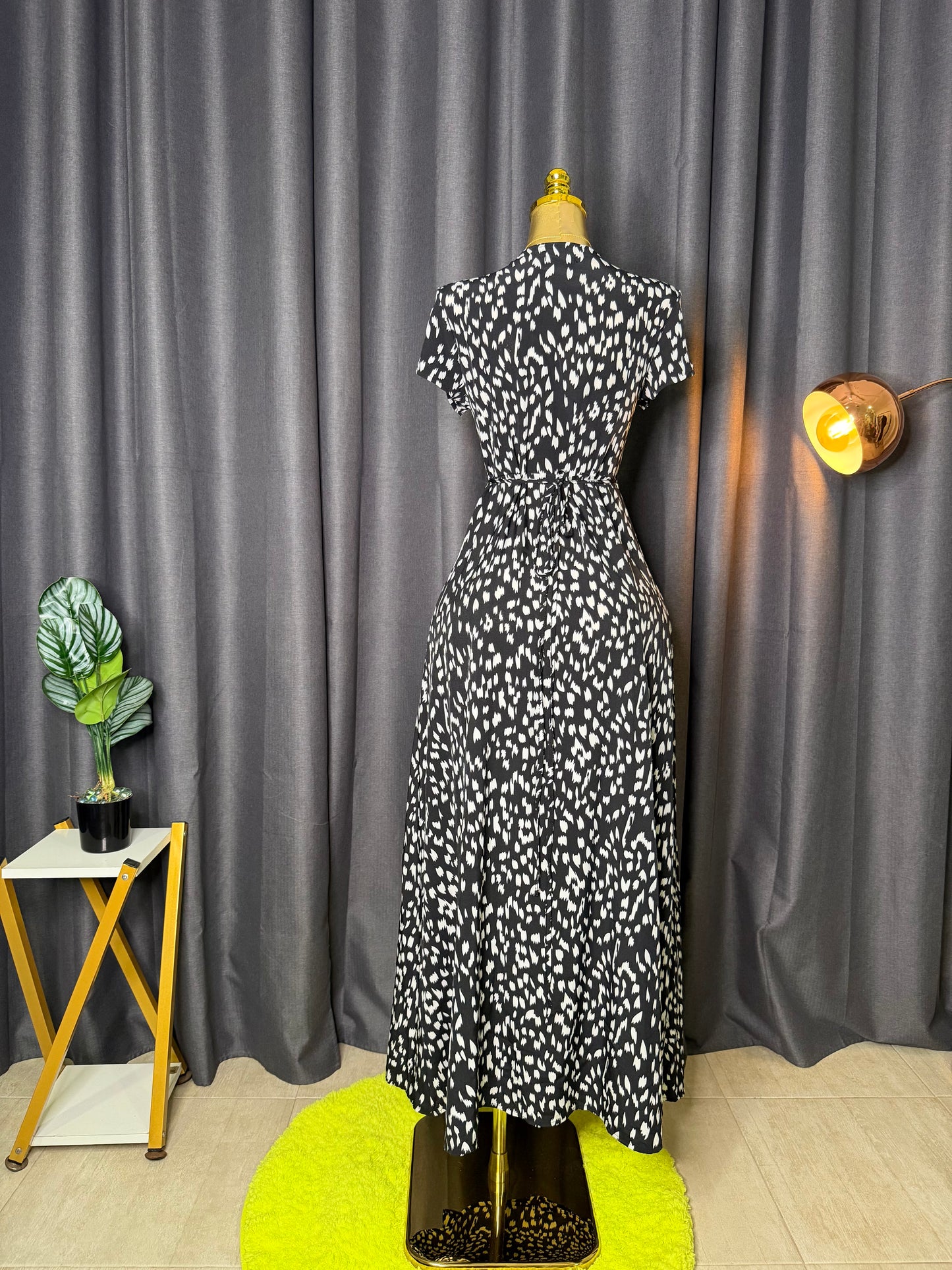 BOOHOO Size 16 wrap dress